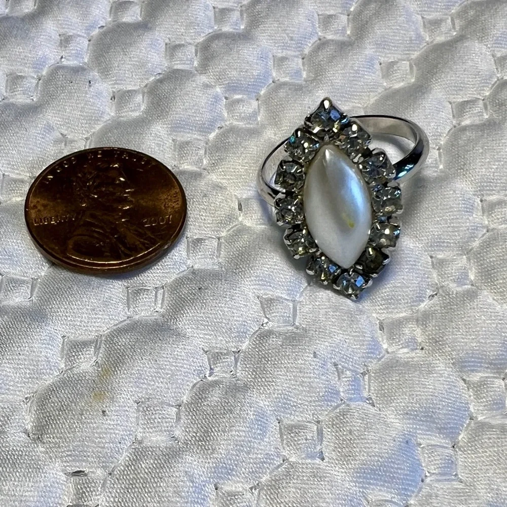 Vintage Sarah Coventry Faux Pearl and Rhinestones Adjustable Band Ring